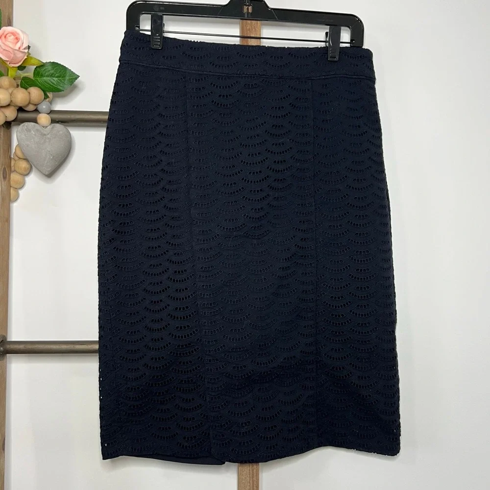 Ann Taylor Black Pencil Classic Workwear Chic Knee Length Skirt Size 4